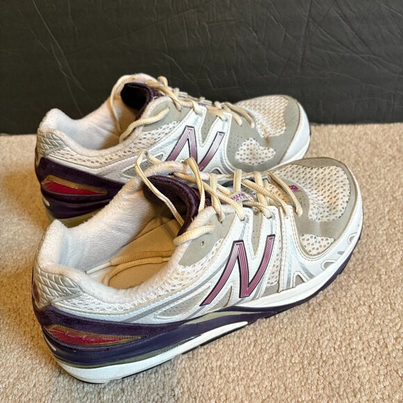 New Balance 1540 Women's Running Shoes Size 9 Gray Pink W1540WP1 - Picture 1 of 10